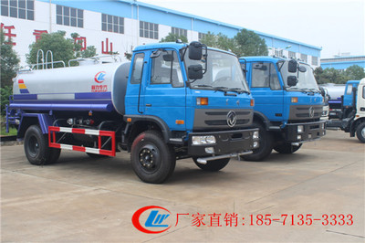 東風(fēng)145多功能灑水車 國四排放標(biāo)準(zhǔn)下的高效消防與清潔解決方案